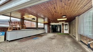 Photo 25- click for photo gallery